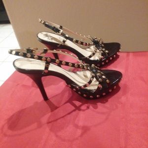 Nine West Gold  Sparkling high heels  Woman's Shoe / great Dress up or  w/Jeans